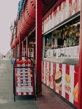 Pankki Kortit: Opas Erilaisiin Korttityyppeihin Ja Niiden Käyttöön